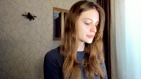 Snapshot of mistresselizy chatting on 03.01.25 mistresselizy online show from 03.01.25
