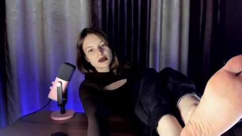 Snapshot of mistresselizy chatting on 10.05.25 mistresselizy online show from 10.05.25
