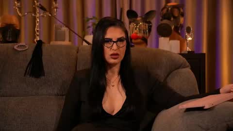 Mistress Kelly online show from 09.18.25