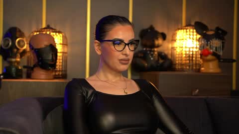 Mistress Kelly online show from 04.16.26