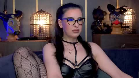 Mistress Kelly online show from 05.25.26