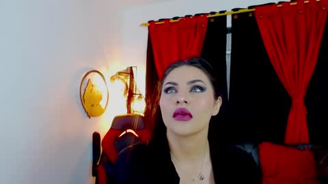 Snapshot of mistresslombana_666 chatting on 05.30.26 Mistresslombana online show from 05.30.26