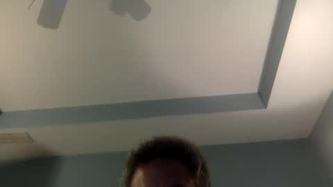Snapshot of mistresslonniesbuttflix chatting on 12.17.25 Hatfield online show from 12.17.25