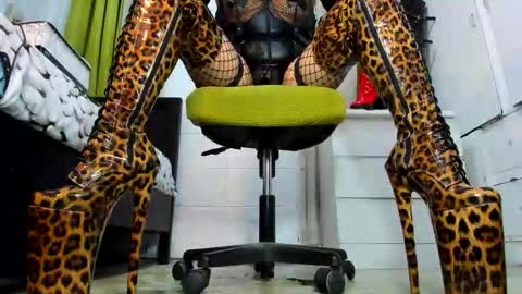 Tiffany online show from 03.12.26