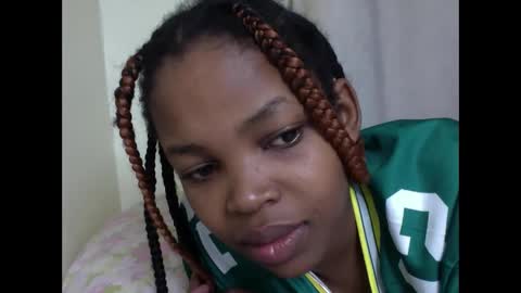 misty_shee online show from 10.11.25