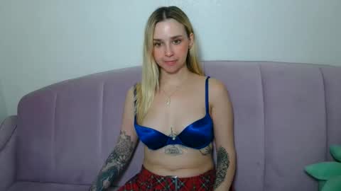 Snapshot of mistyonya chatting on 06.01.26 Misty ON-YA Camiversary Jan 12th online show from 06.01.26