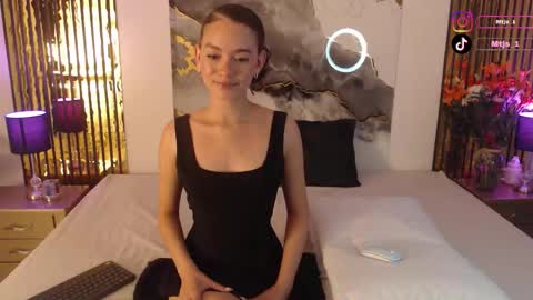 Mtica Brennet online show from 03.05.26