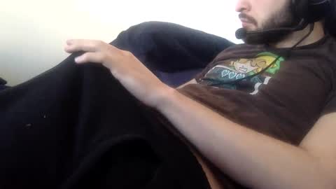 Snapshot of mitriyet chatting on 03.05.25 mitriyet online show from 03.05.25