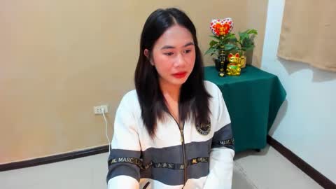 Snapshot of mitsuri_yuki chatting on 09.24.25 Mitsu online show from 09.24.25