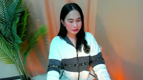 Snapshot of mitsuri_yuki chatting on 10.03.25 Mitsu online show from 10.03.25