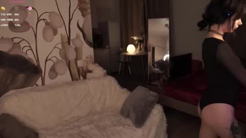 Yuka online show from 10.03.25