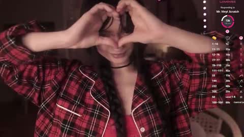 Yuka online show from 12.05.25