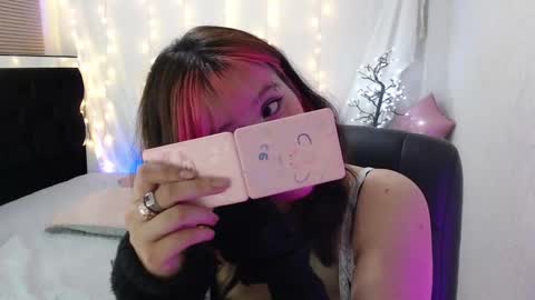 mixie_cute online show from 12.17.24