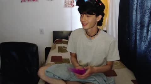 Naomi and Nekorii online show from 10.19.25