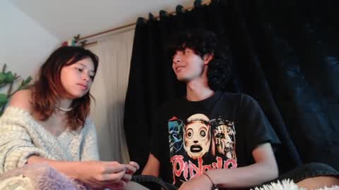 Naomi and Nekorii online show from 04.11.26