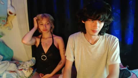 Snapshot of mixipeach chatting on 05.15.26 Naomi and Nekorii online show from 05.15.26