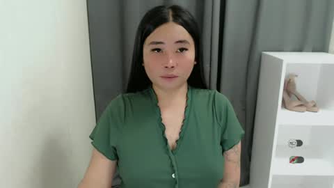 Snapshot of miya_licious chatting on 06.17.26 cassie marie online show from 06.17.26