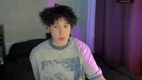 MeowMiku online show from 12.14.25