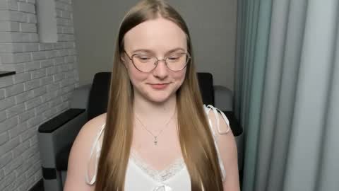 Miya online show from 01.11.25