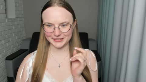 Miya online show from 03.11.25