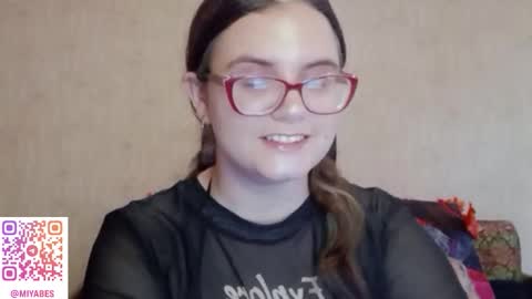 Milana online show from 10.28.25