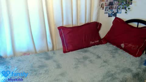 Snapshot of miyakabebe chatting on 11.03.25 Miyakabebe online show from 11.03.25