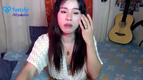 Snapshot of miyakabebe chatting on 06.11.26 Miyakabebe online show from 06.11.26