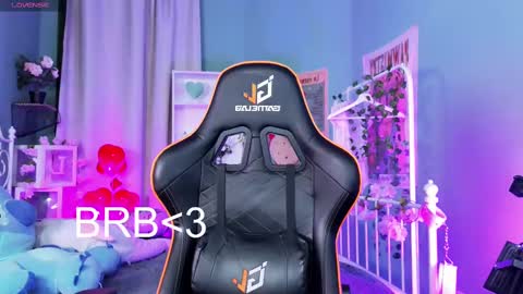 Mizuki online show from 02.14.25