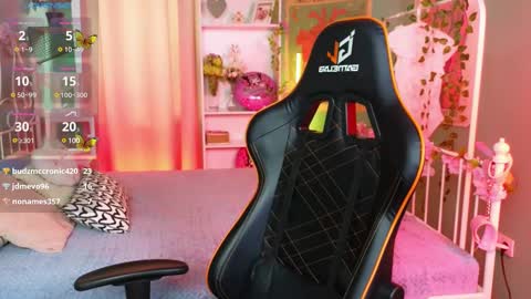 Mizuki online show from 03.10.25