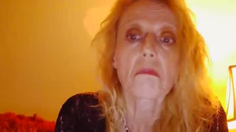 Snapshot of mizzbertinelli chatting on 03.12.25 Mizz online show from 03.12.25
