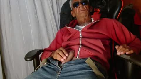 Snapshot of mjmadurengue chatting on 01.17.26 Mario jose online show from 01.17.26