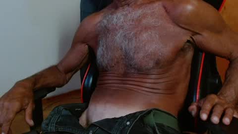 Snapshot of mjmadurengue chatting on 03.30.26 Mario jose online show from 03.30.26