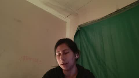 Snapshot of mli739709 chatting on 06.25.26 MoonLipson online show from 06.25.26