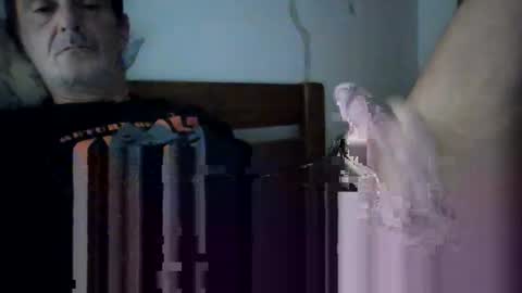 Snapshot of mmiltos chatting on 10.07.25 mmiltos online show from 10.07.25