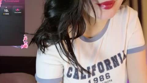 Snapshot of mmm_sweety_kitty chatting on 02.08.26 mmm_sweety_kitty online show from 02.08.26