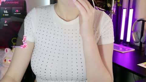 Snapshot of mmm_sweety_kitty chatting on 02.19.26 mmm_sweety_kitty online show from 02.19.26