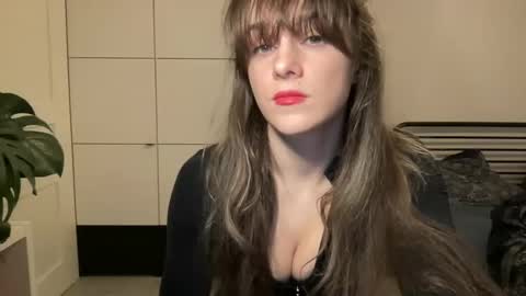 mmminnie online show from 02.24.25