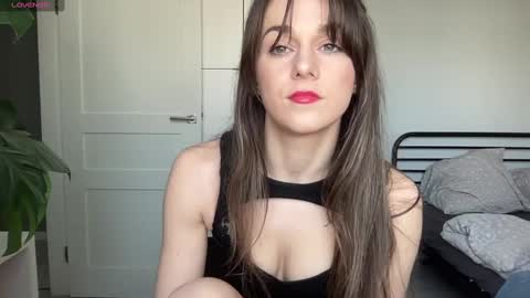 mmminnie online show from 03.10.25