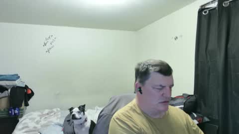 Snapshot of mmmthatsfunnn chatting on 01.17.25 mmmthatsfunnn online show from 01.17.25