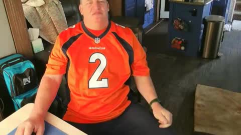 mmmthatsfunnn online show from 12.21.25