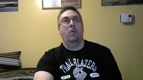 Snapshot of mmr4545 chatting on 06.13.26 mark online show from 06.13.26
