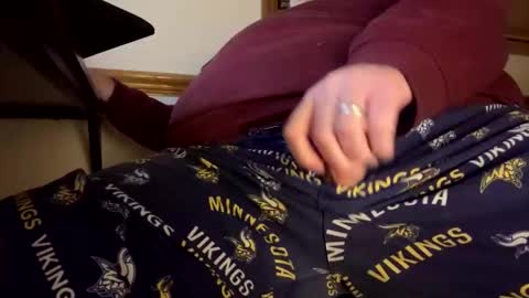 mnguy19726969 online show from 10.30.25