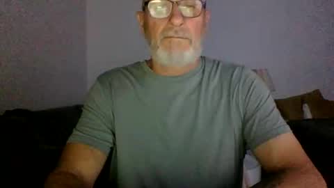 Snapshot of moamale chatting on 02.28.26 moamale online show from 02.28.26