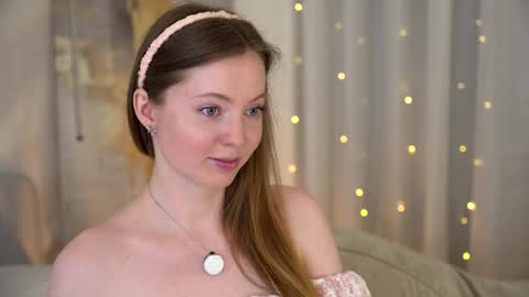 Snapshot of moan_elisa chatting on 05.02.26 moan_elisa online show from 05.02.26