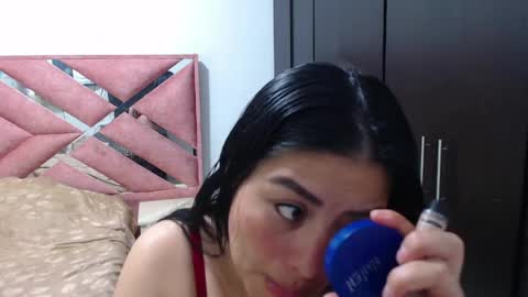 Snapshot of moan_sex1 chatting on 05.05.26 Catalina online show from 05.05.26