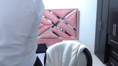 Snapshot of moan_sex1 chatting on 05.11.26 Catalina online show from 05.11.26