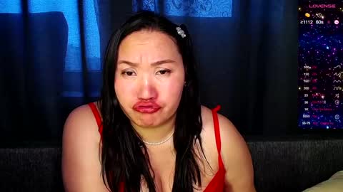 Snapshot of moanakoa chatting on 12.10.24 moanakoa online show from 12.10.24