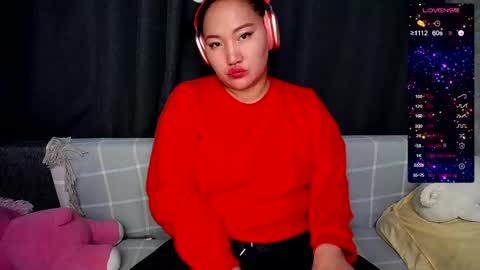 Snapshot of moanakoa chatting on 01.04.25 moanakoa online show from 01.04.25