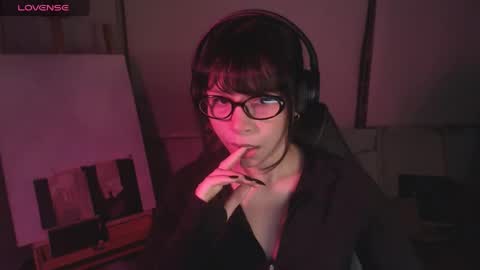 Snapshot of modjo_ chatting on 04.21.26 Modjo online show from 04.21.26