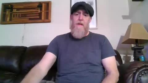 Snapshot of moeblick chatting on 12.03.24 moeblick online show from 12.03.24